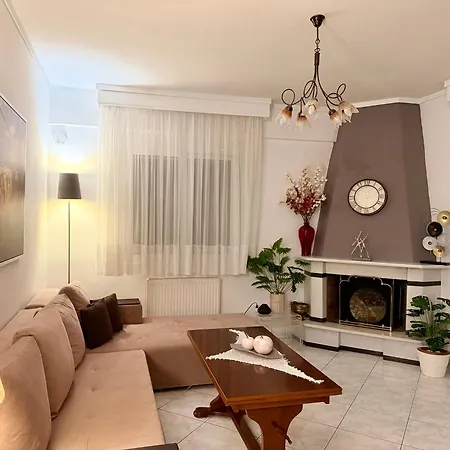 Apartment Beachside Family Apartment 2 Bedrooms Sleeps 6 - Perea *