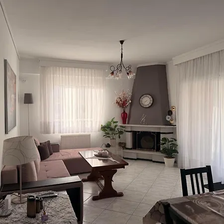 Beachside Family Apartment 2 Bedrooms Sleeps 6 - Perea Apartment Peraia (Thessaloniki)