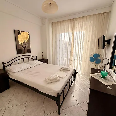 Beachside Family Apartment 2 Bedrooms Sleeps 6 - Perea Apartment Peraia (Thessaloniki)