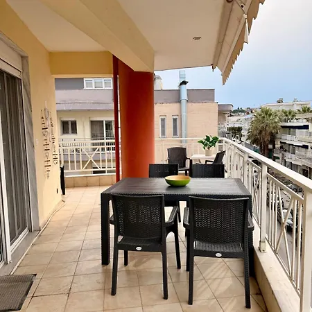 Apartment Beachside Family Apartment 2 Bedrooms Sleeps 6 - Perea