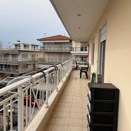 Beachside Family Apartment 2 Bedrooms Sleeps 6 - Perea * Peraia (Thessaloniki)